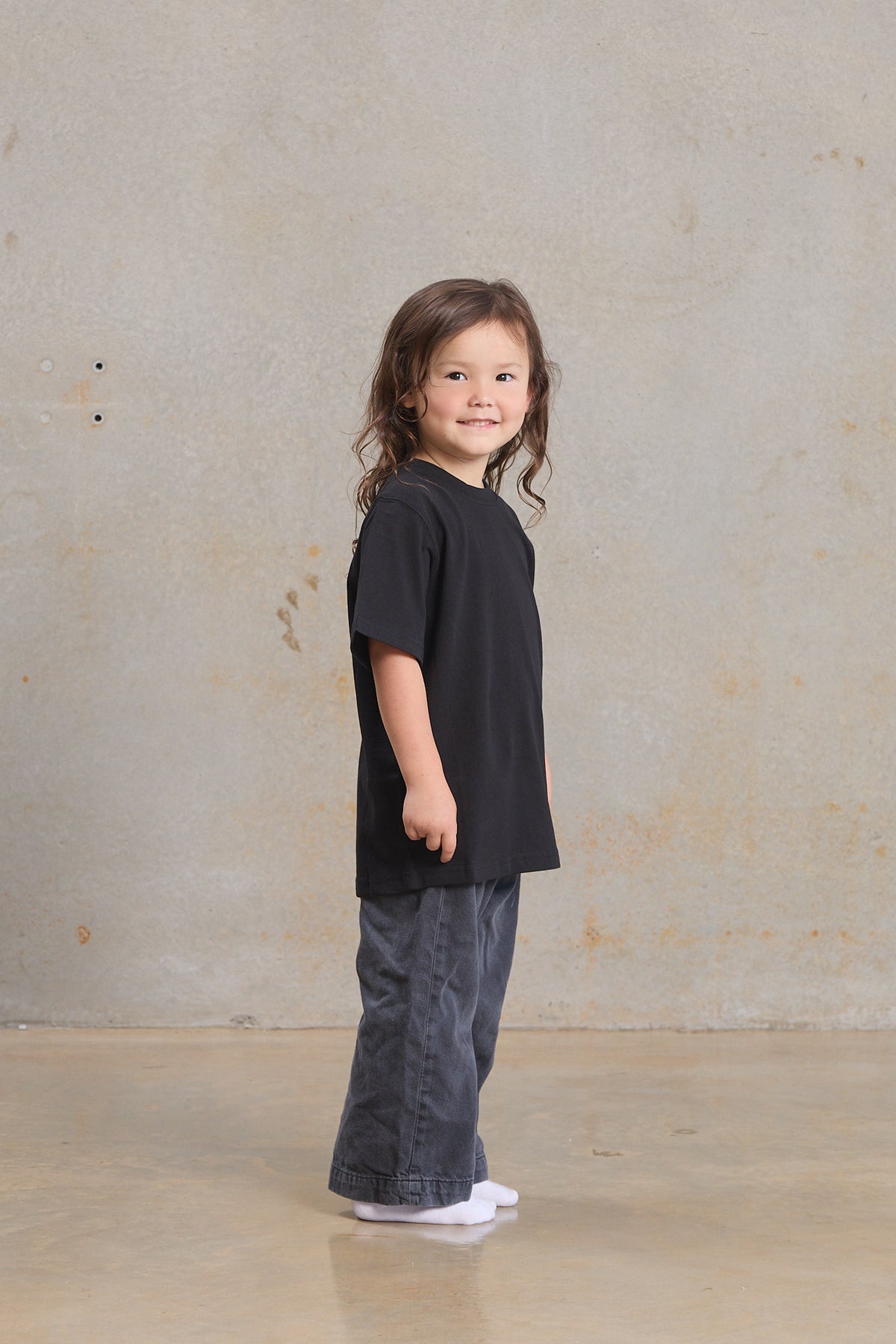 Kids Simple Tee 400 in Black, GOTS organic cotton kids blank